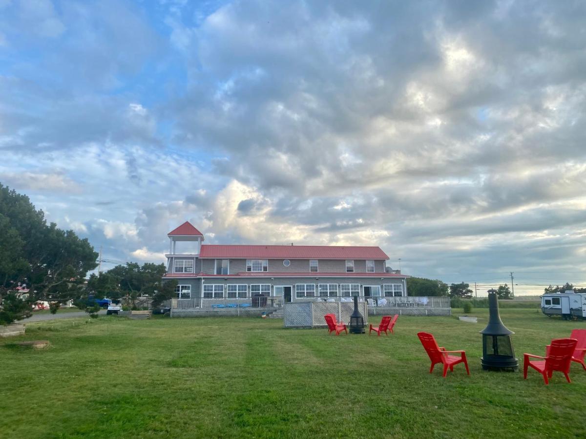 The Waterfront Motel Grand Barachois Exterior foto