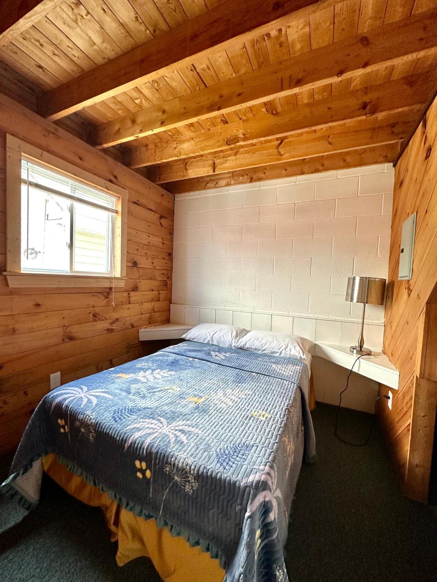 The Waterfront Motel Grand Barachois Exterior foto