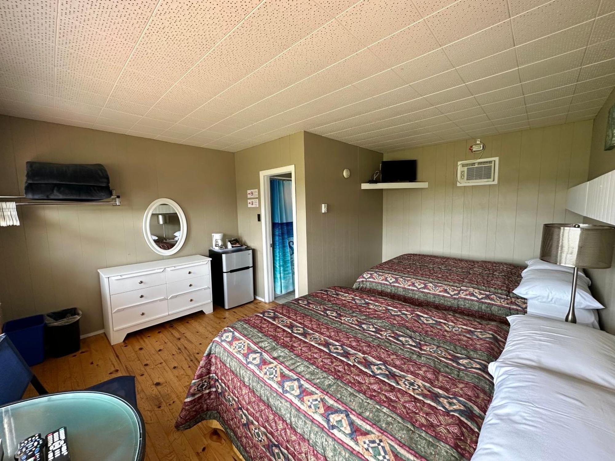 The Waterfront Motel Grand Barachois Exterior foto