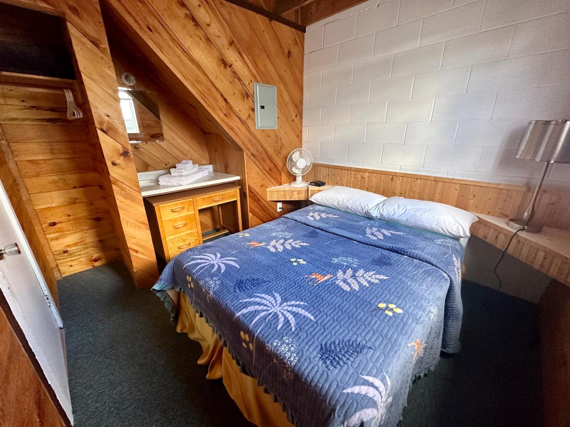 The Waterfront Motel Grand Barachois Exterior foto